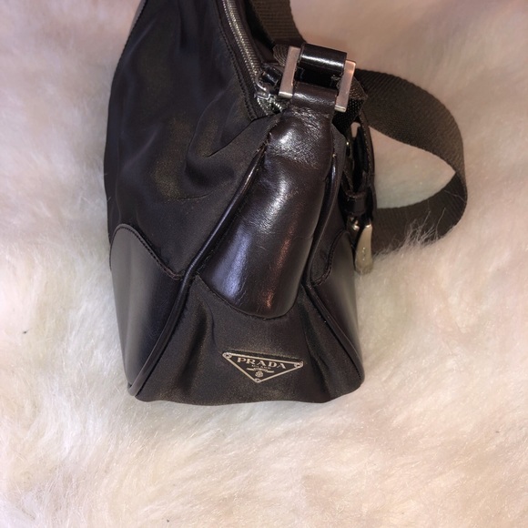 Authentic Prada bag - Picture 4 of 5